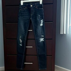 Distressed Dark Blue Jeans Skinny Leg